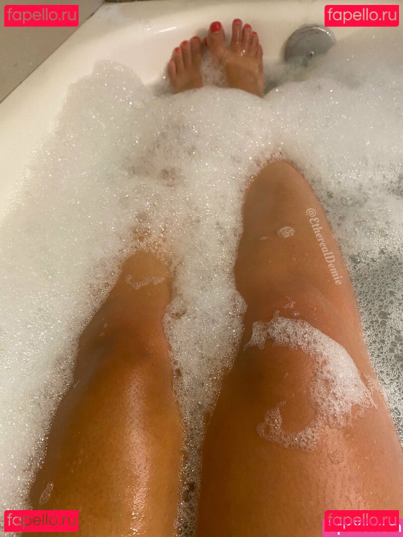 etherealdemie_feet / ohitsteddy Onlyfans Photo Gallery 