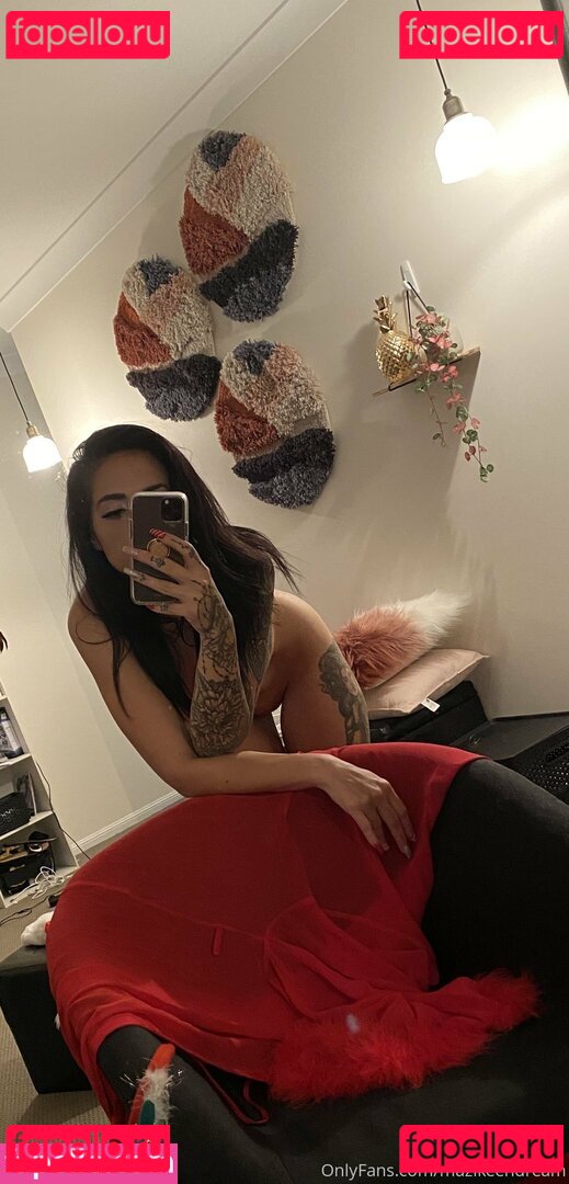 mazedreams / mazikeendream Onlyfans Photo Gallery 