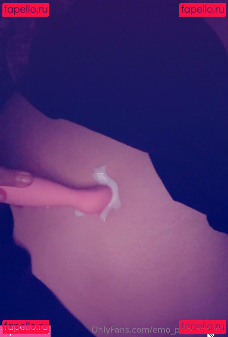 emo_princess_luv Onlyfans Photo Gallery 