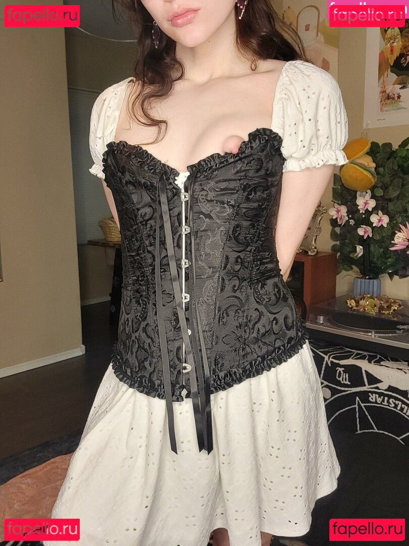 LittleLightbug / buglittle Onlyfans Photo Gallery 