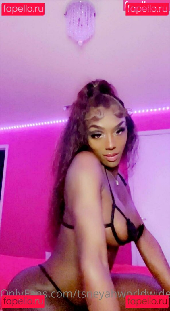 tsneyahtriplex / tsneyahworldwide Nude Onlyfans Photo 9