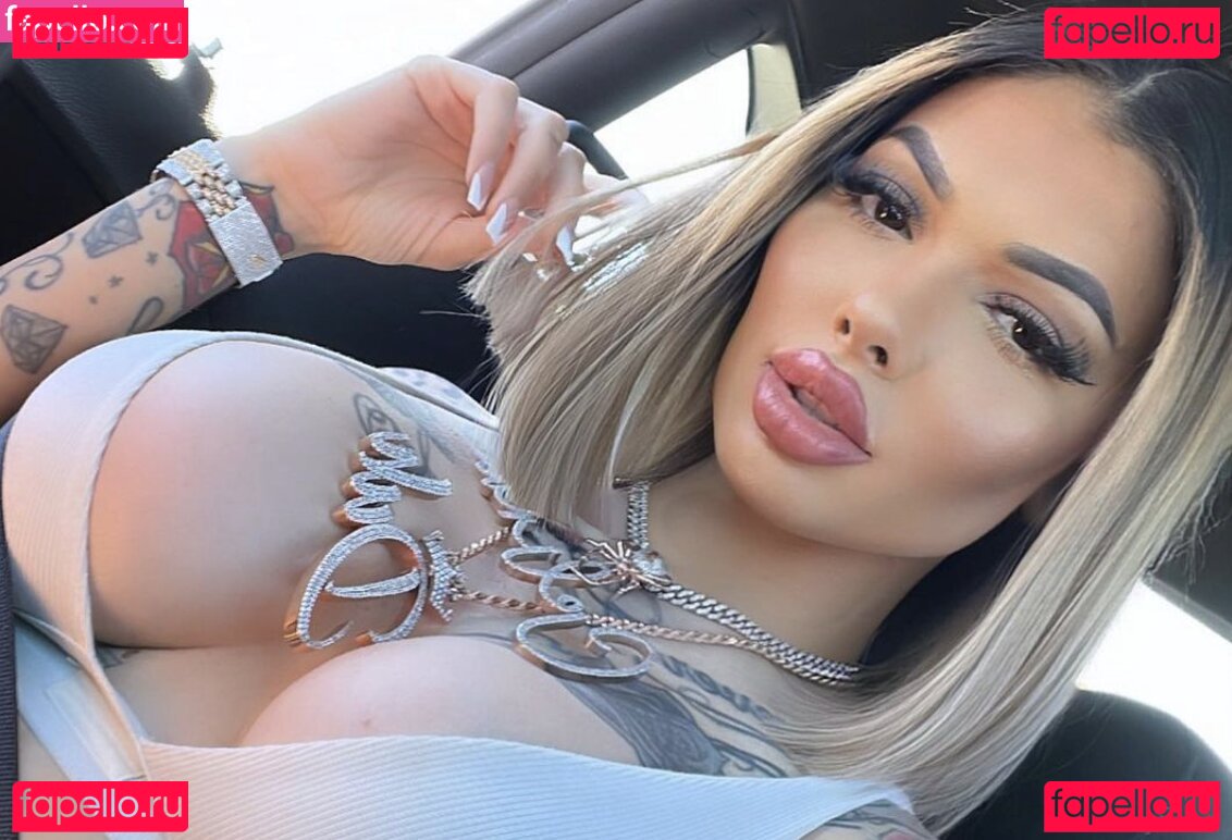 celinapowell Onlyfans Photo Gallery 