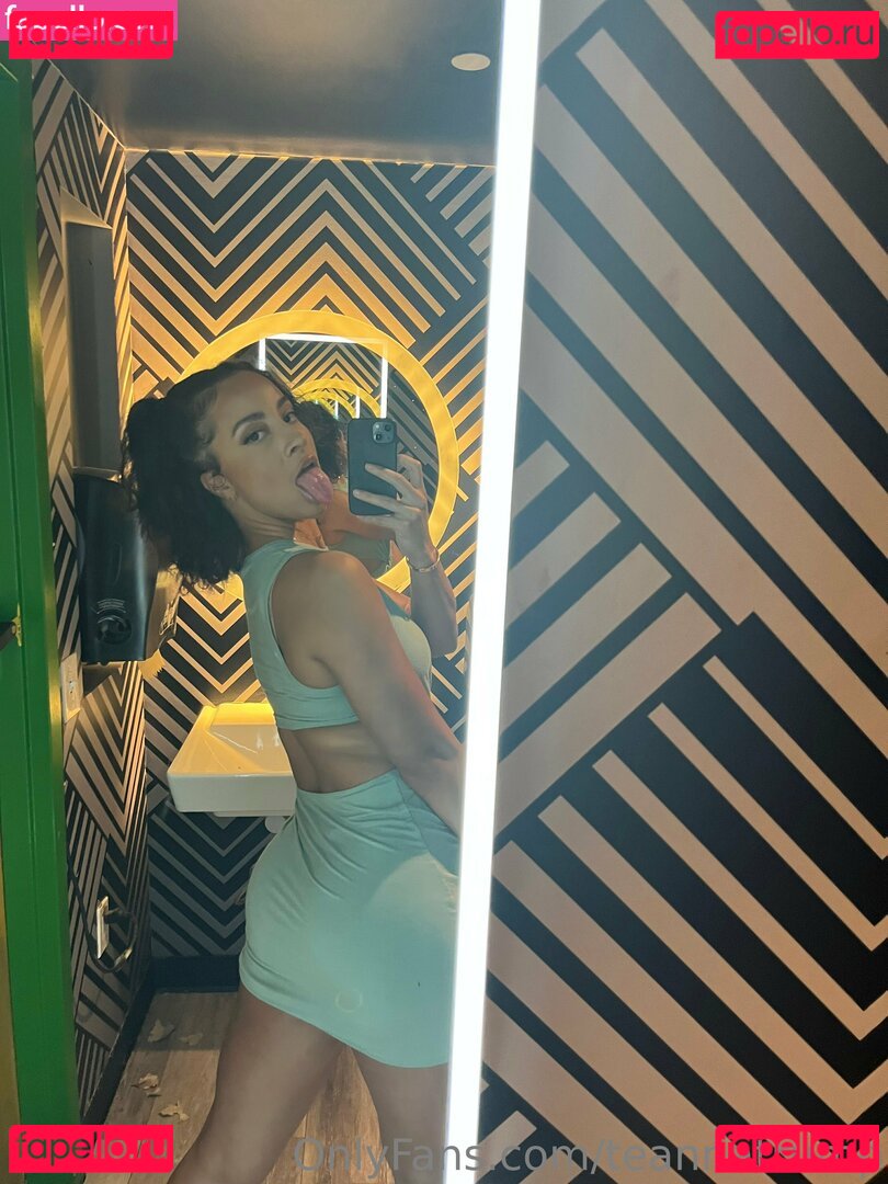 itsteannatrump / teannatrump Onlyfans Photo Gallery 