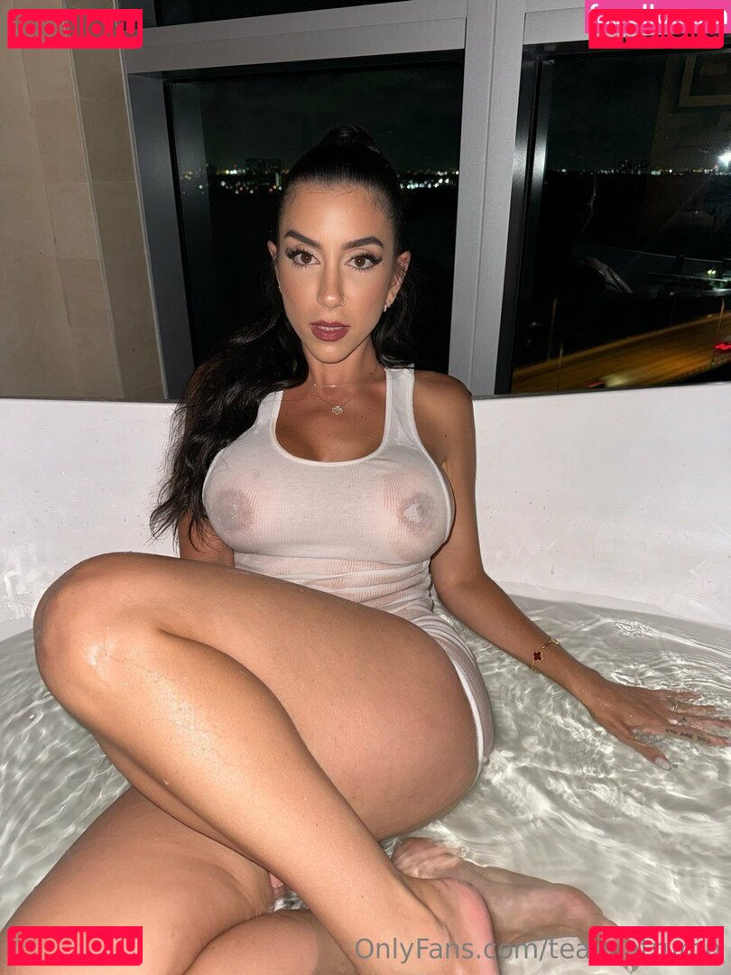 itsteannatrump / teannatrump Onlyfans Photo Gallery 