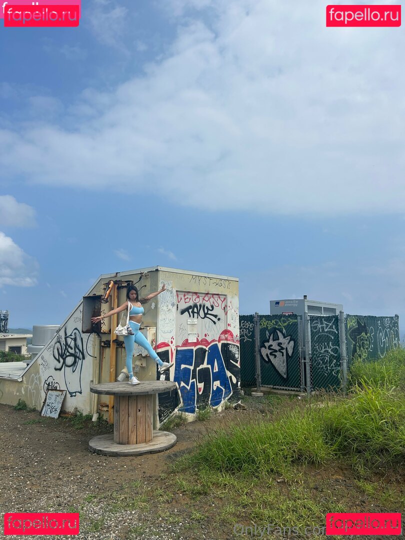 Ilykarma / joann.eee Onlyfans Photo Gallery 