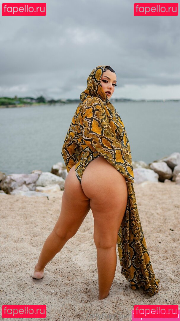 Mortalmikasa Onlyfans Photo Gallery 