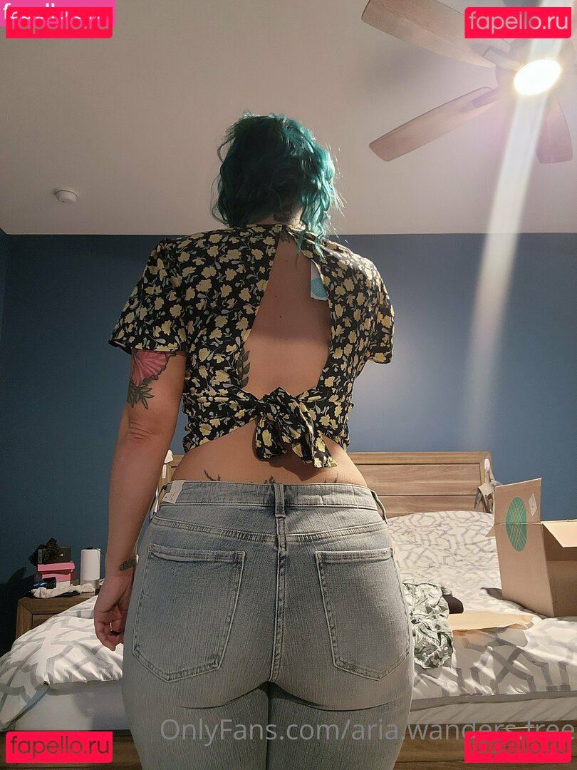 aria.wanders.free / ariwanders Onlyfans Photo Gallery 