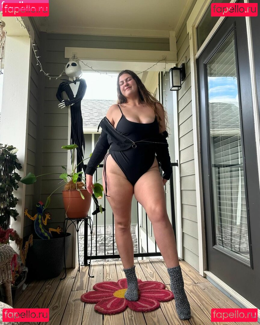 Ruby Peach / https: / realrubypeach / rubypeachxo Onlyfans Photo Gallery 