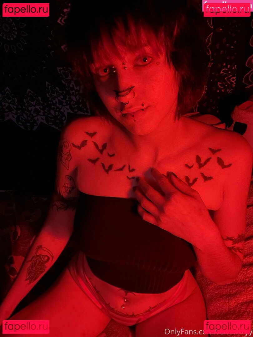 remmmyy / remmmyyy Onlyfans Photo Gallery 