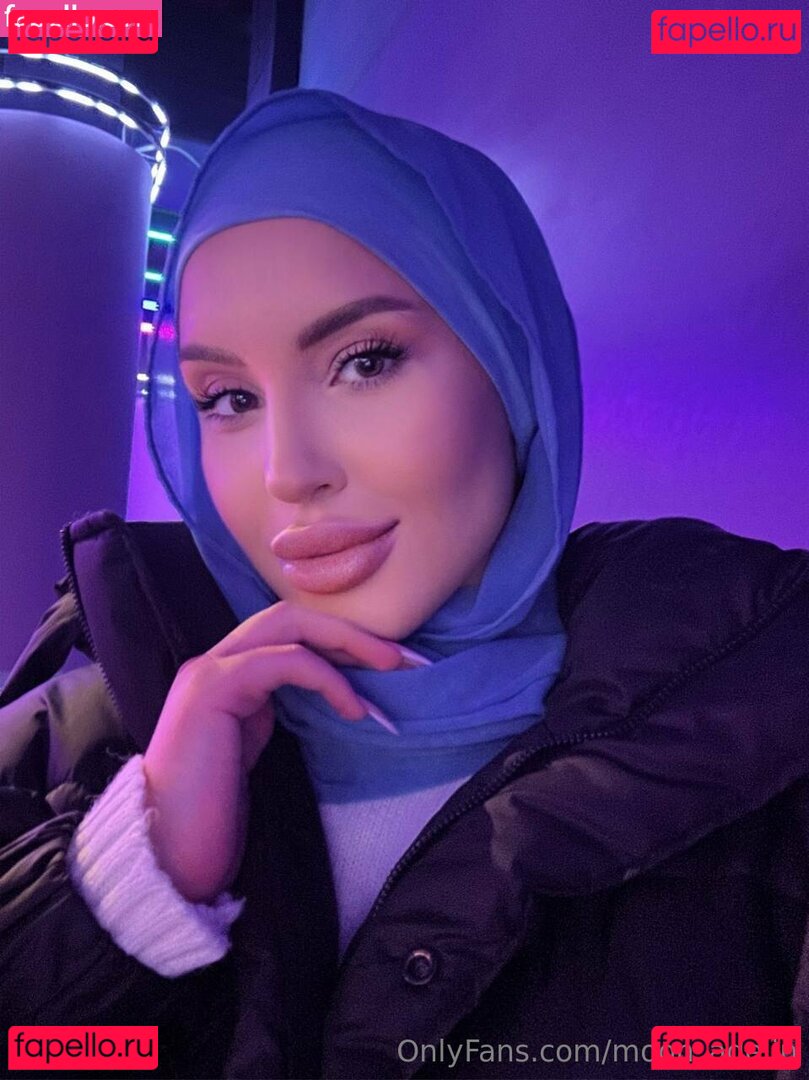 adelemoon / moon_adelin Onlyfans Photo Gallery 