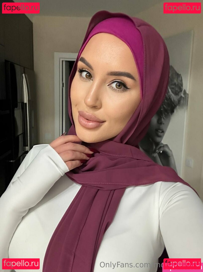 adelemoon / moon_adelin Onlyfans Photo Gallery 