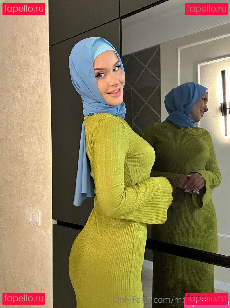 adelemoon / moon_adelin Onlyfans Photo Gallery 