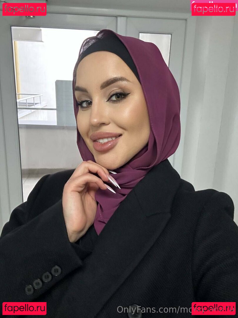 adelemoon / moon_adelin Onlyfans Photo Gallery 