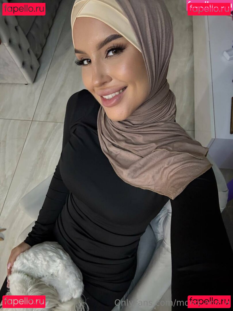 adelemoon / moon_adelin Onlyfans Photo Gallery 