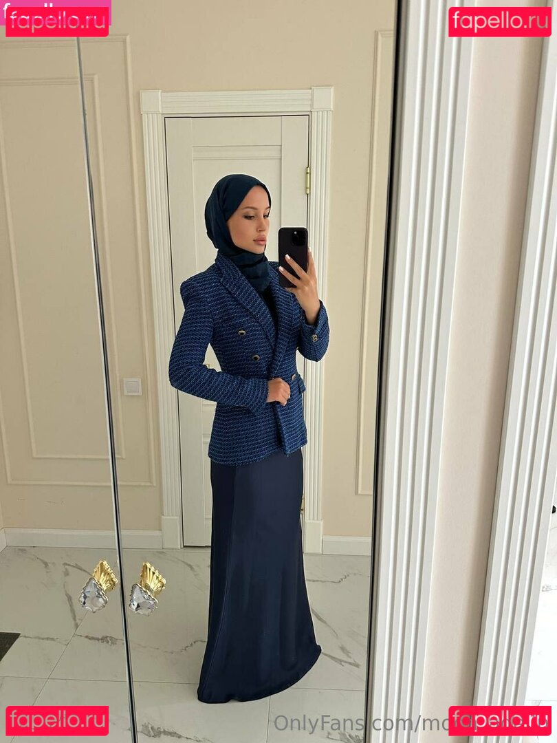 adelemoon / moon_adelin Onlyfans Photo Gallery 