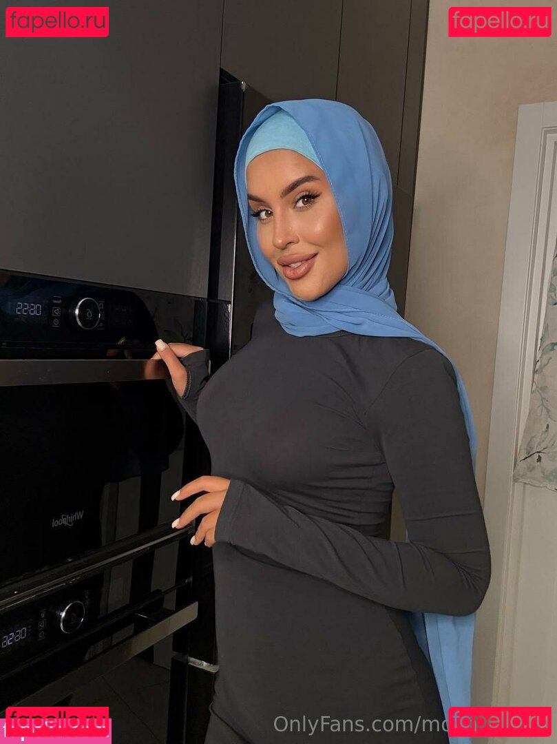 adelemoon / moon_adelin Onlyfans Photo Gallery 