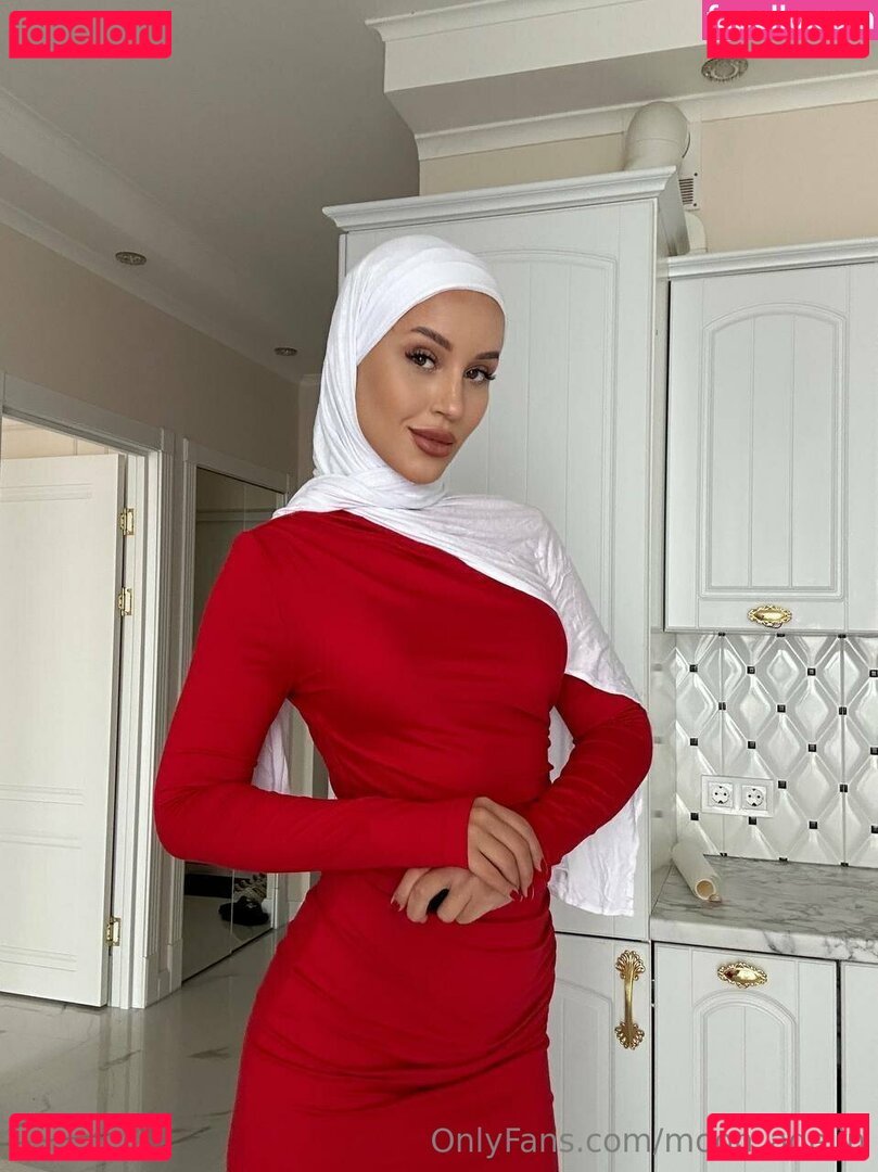 adelemoon / moon_adelin Onlyfans Photo Gallery 