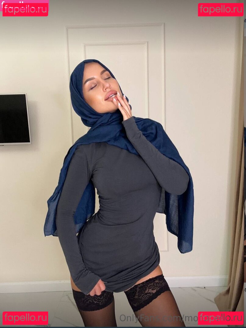 adelemoon / moon_adelin Onlyfans Photo Gallery 