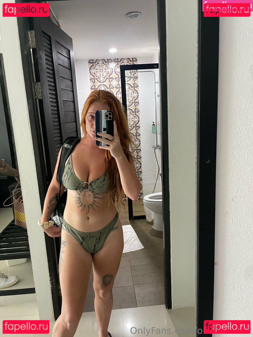 redheadoliva / taylorforthepeople Onlyfans Photo Gallery 