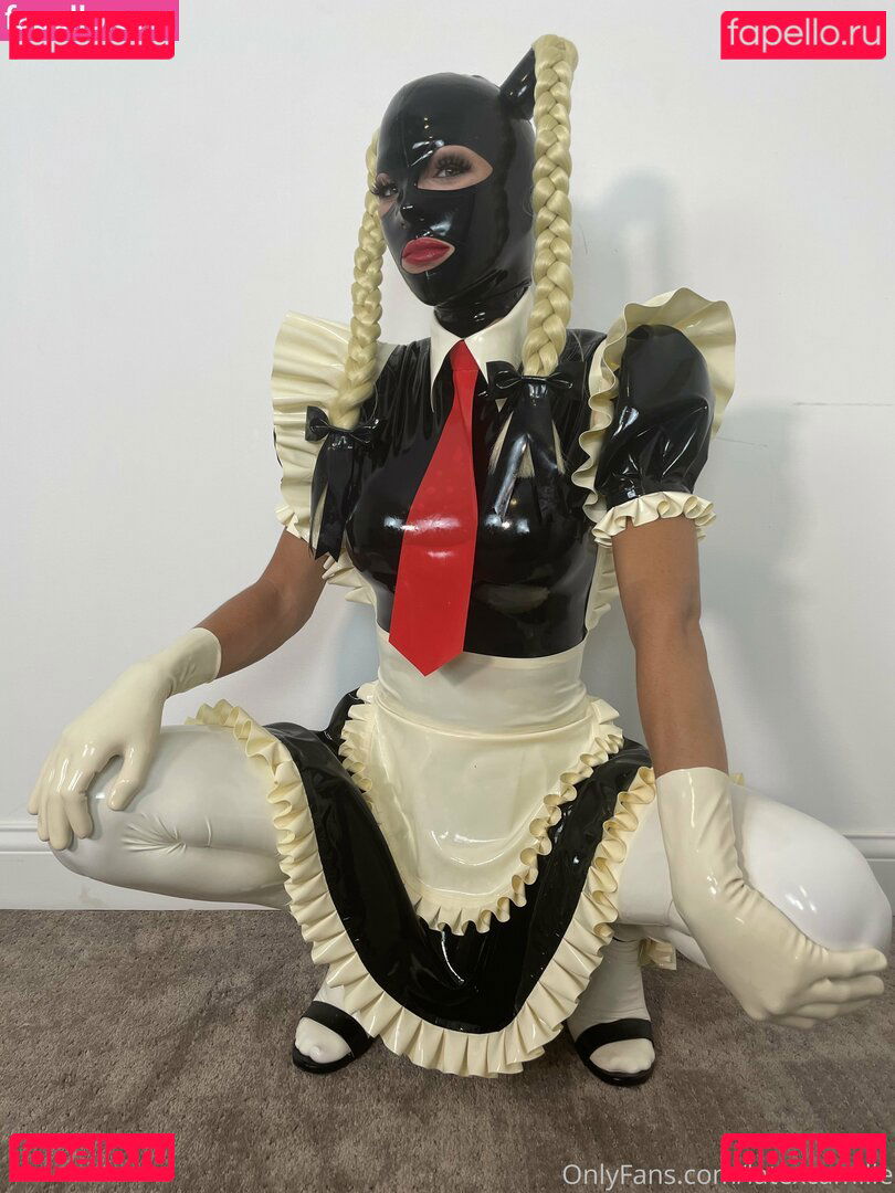 latexcamille / latexguy2022 Onlyfans Photo Gallery 