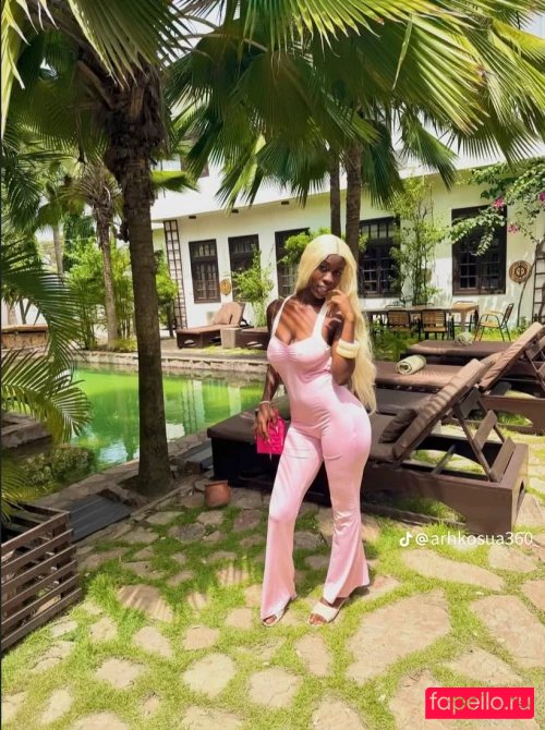 Slim Busty Nude Onlyfans Photo 47