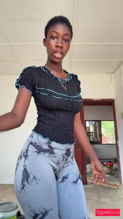 Slim Busty Nude Onlyfans Photo 25