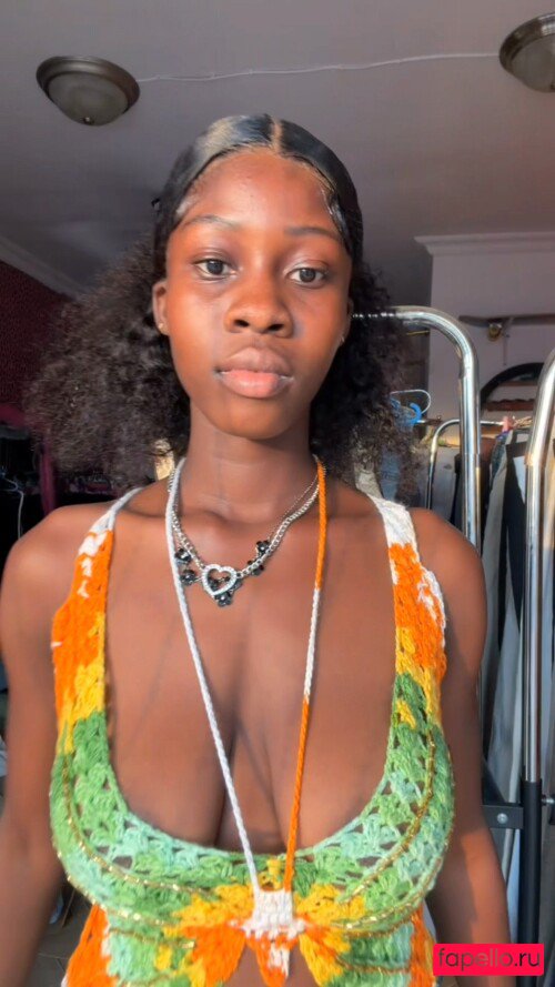Slim Busty Nude Onlyfans Photo 10