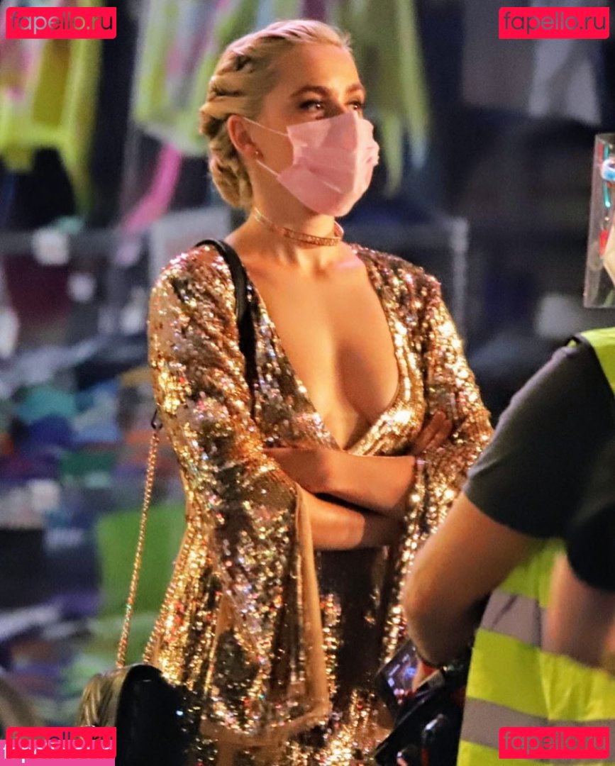 Kiernan Shipka / kiernanshipka Onlyfans Photo Gallery 