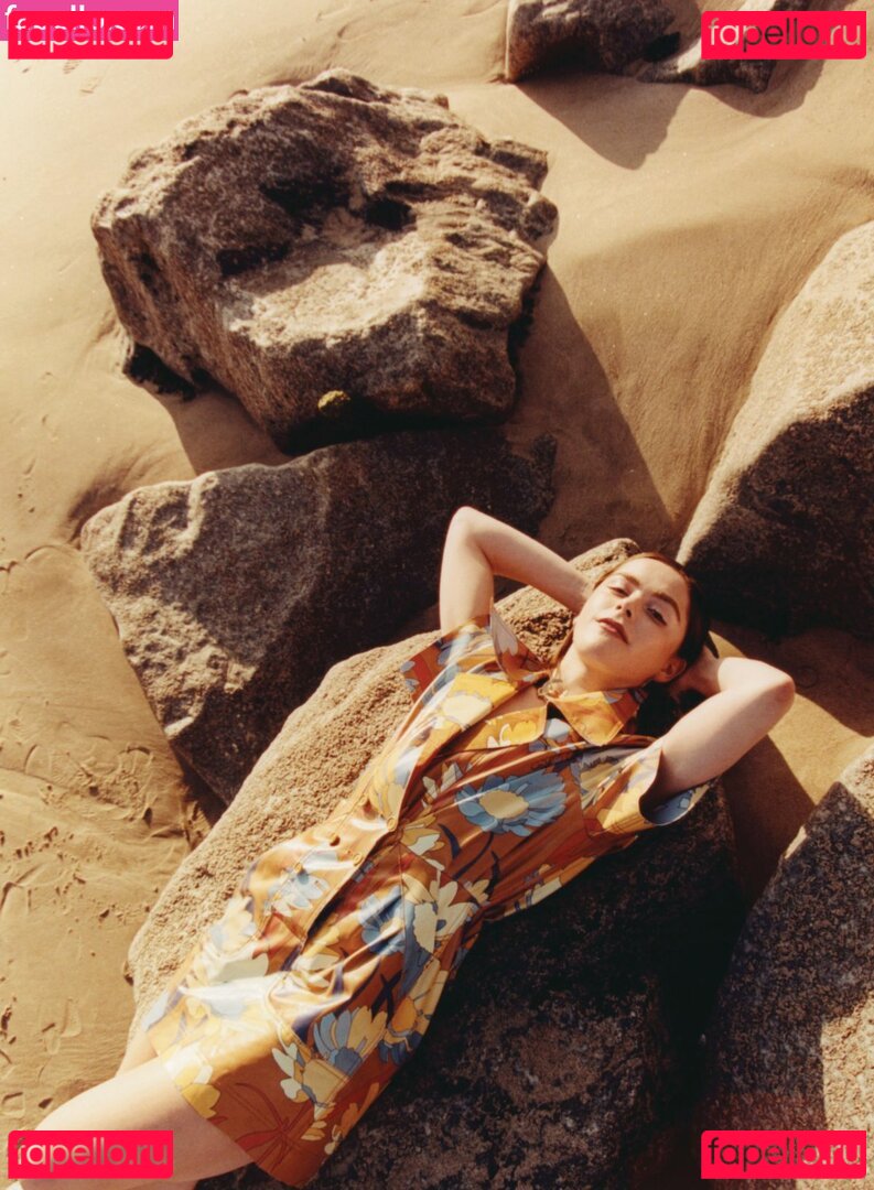 Kiernan Shipka / kiernanshipka Onlyfans Photo Gallery 