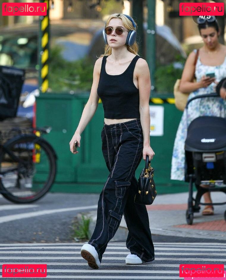 Kiernan Shipka / kiernanshipka Onlyfans Photo Gallery 