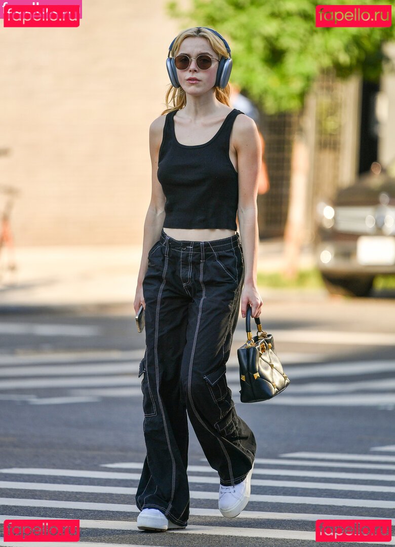 Kiernan Shipka / kiernanshipka Onlyfans Photo Gallery 