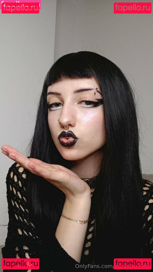 angelinadark / itsonly_angelinadark Onlyfans Photo Gallery 