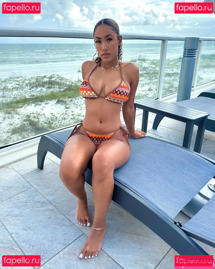 Nenee.xo / Serenity Grace / yoko1525 Onlyfans Photo Gallery 