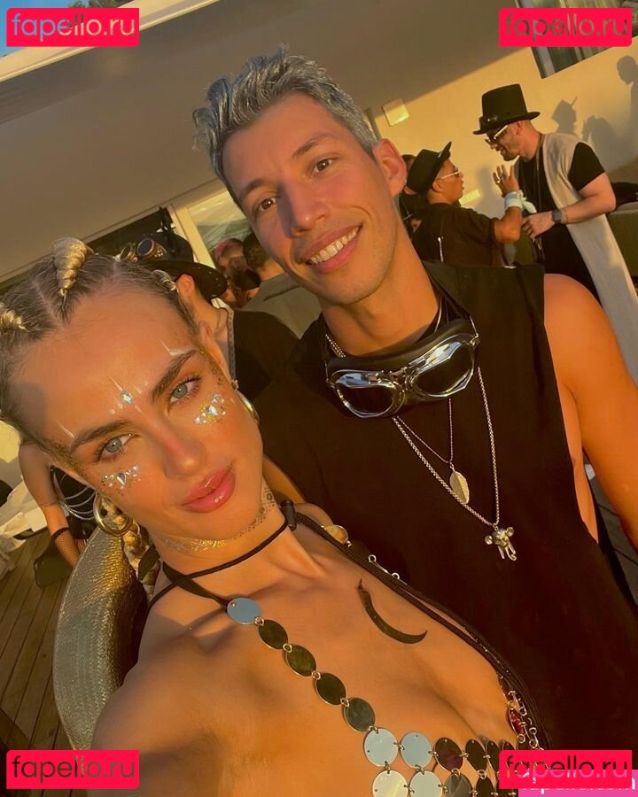 Meeryo7 / meery17 Onlyfans Photo Gallery 