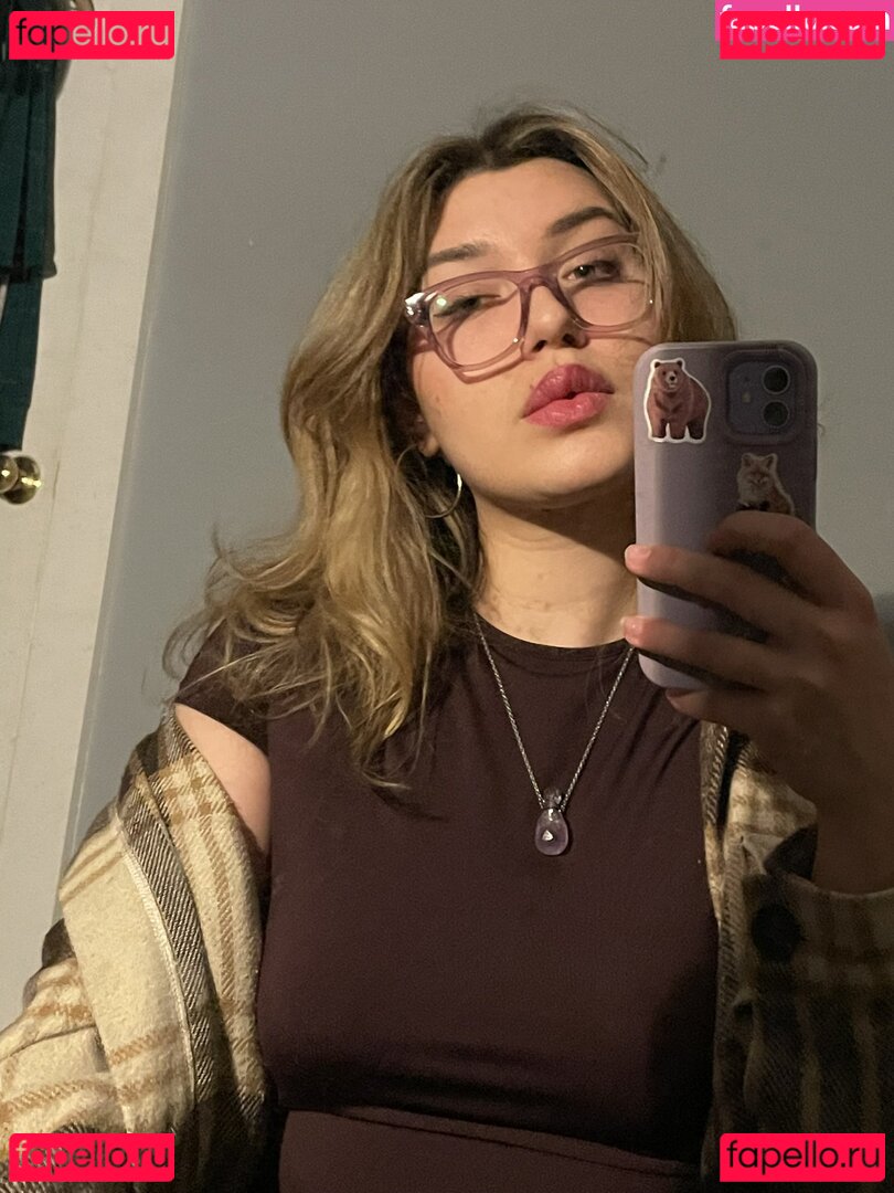 annatiscia / ivybabyyy0 / ivybabyyyy / ivybabyyyyy Onlyfans Photo Gallery 