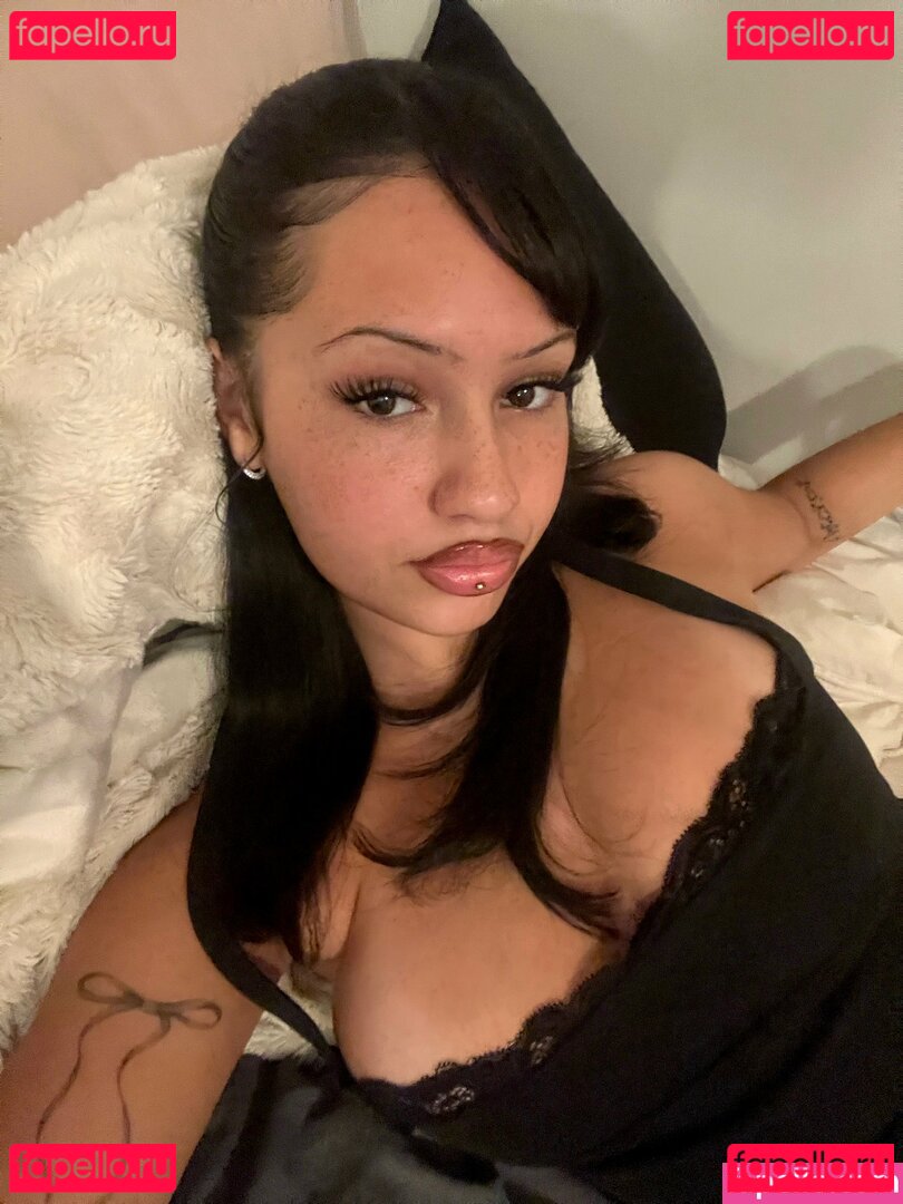 Icureduu Onlyfans Photo Gallery 