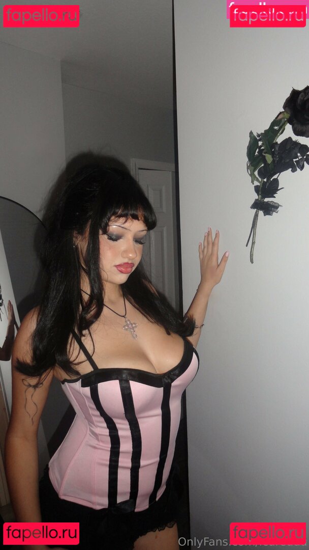 Icureduu Onlyfans Photo Gallery 