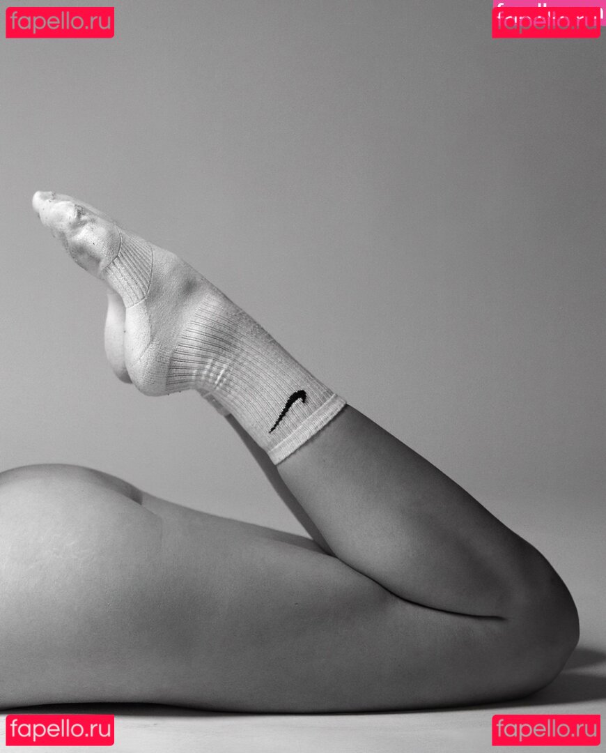 Britt Van Der Boon / brittvdboon / dafnevanderboon Onlyfans Photo Gallery 