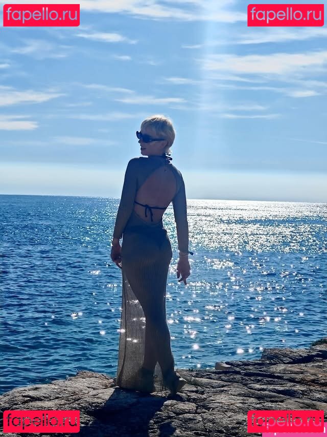 Ines Bammert / inesbam / itsallbetternaked Nude Onlyfans Photo 9