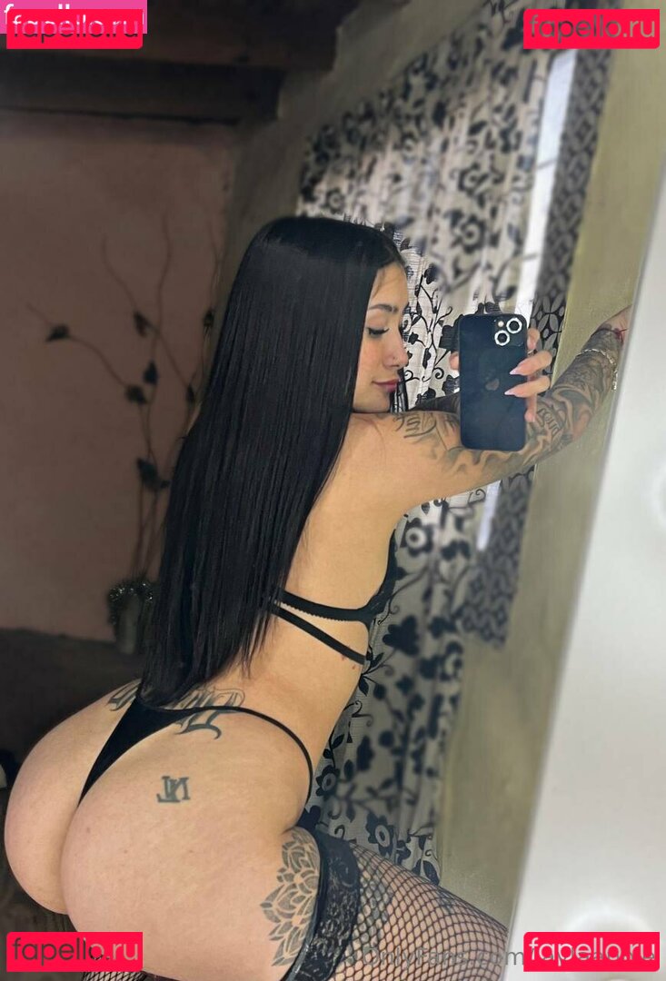 laylaapappas / laylaapple Onlyfans Photo Gallery 