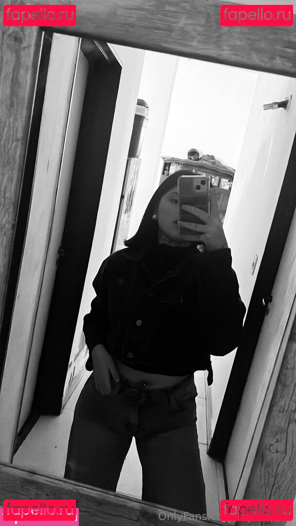 laylaapappas / laylaapple Onlyfans Photo Gallery 