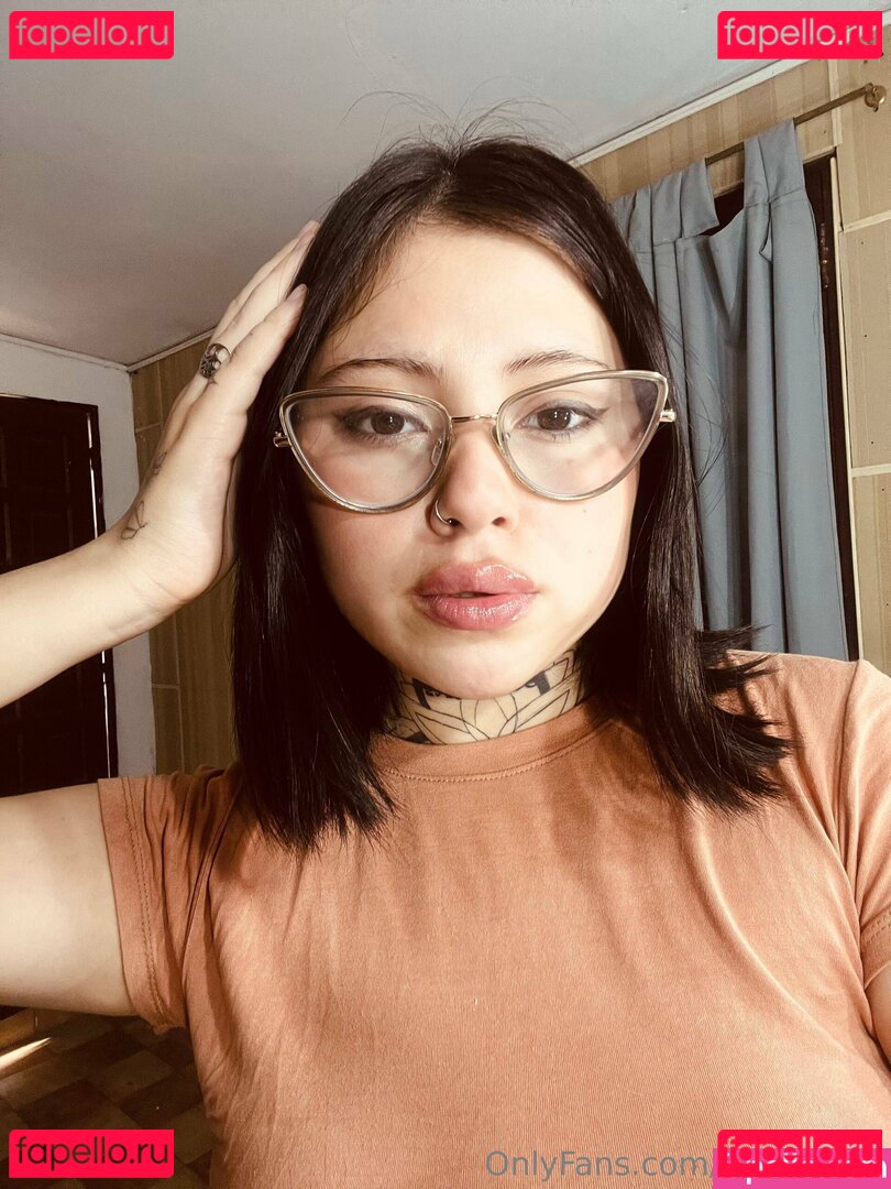 laylaapappas / laylaapple Onlyfans Photo Gallery 