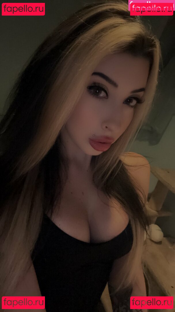 Keekzsz / kikiibabie Onlyfans Photo Gallery 