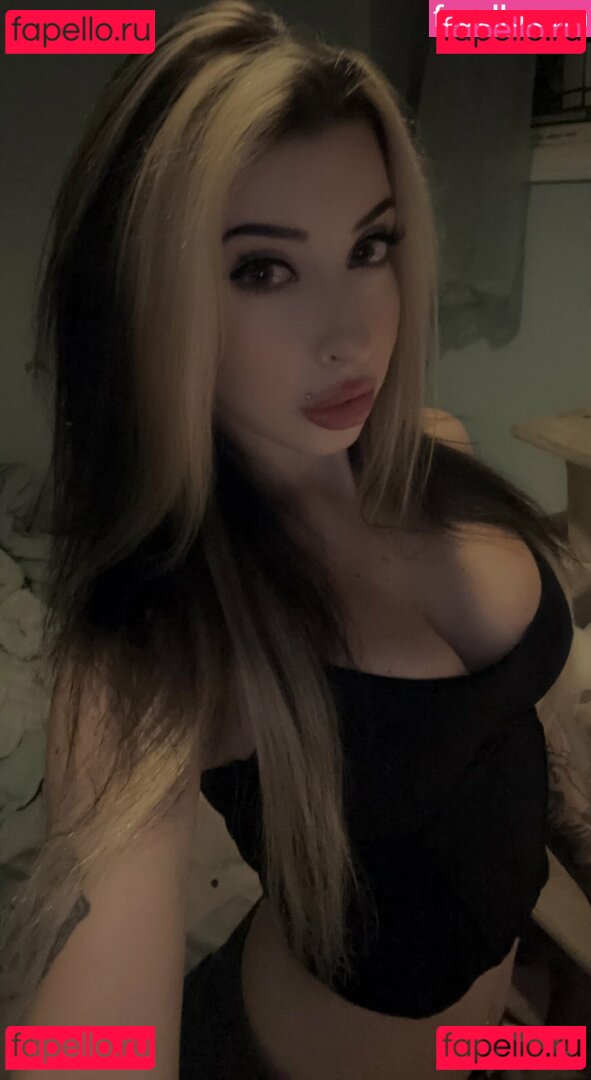 Keekzsz / kikiibabie Onlyfans Photo Gallery 