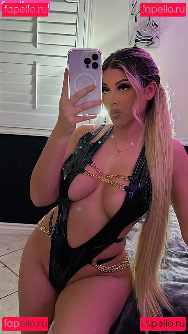 Ashhhh / ggillsss / gillss Onlyfans Photo Gallery 