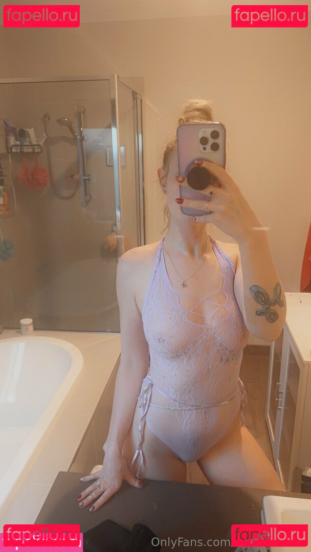 white_winter Onlyfans Photo Gallery 