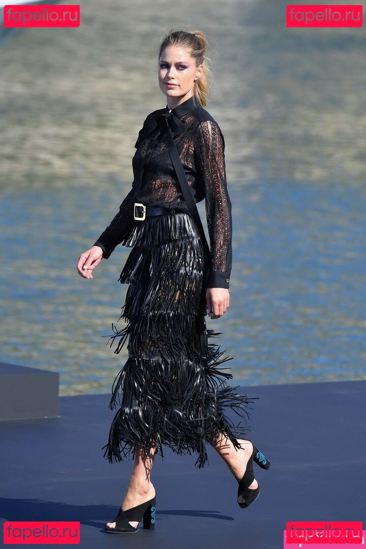 Doutzen Kroes / doutzen Onlyfans Photo Gallery 