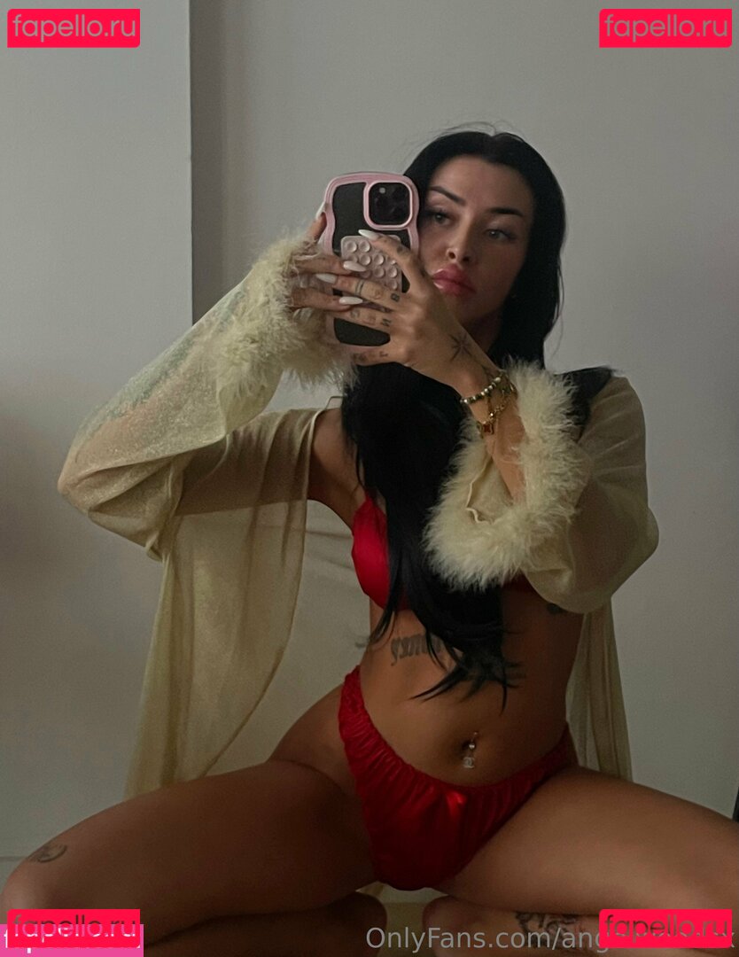 angelwoods.x / angelwoodsx Onlyfans Photo Gallery 