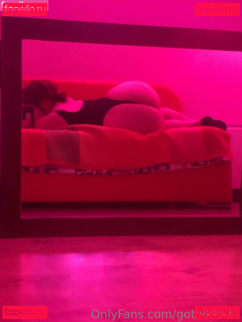 gothikka12 Onlyfans Photo Gallery 