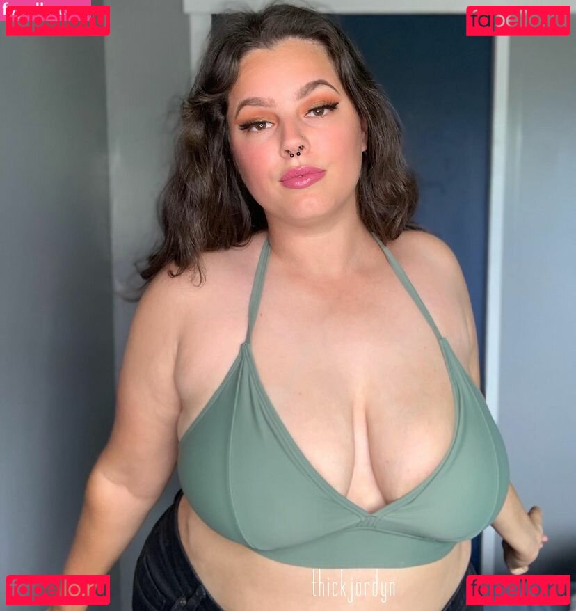 Jordyn Khaled / https: / thickjordyn Onlyfans Photo Gallery 